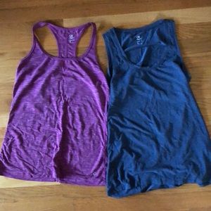 Two Gap Fit Breathe tank tops, size Small